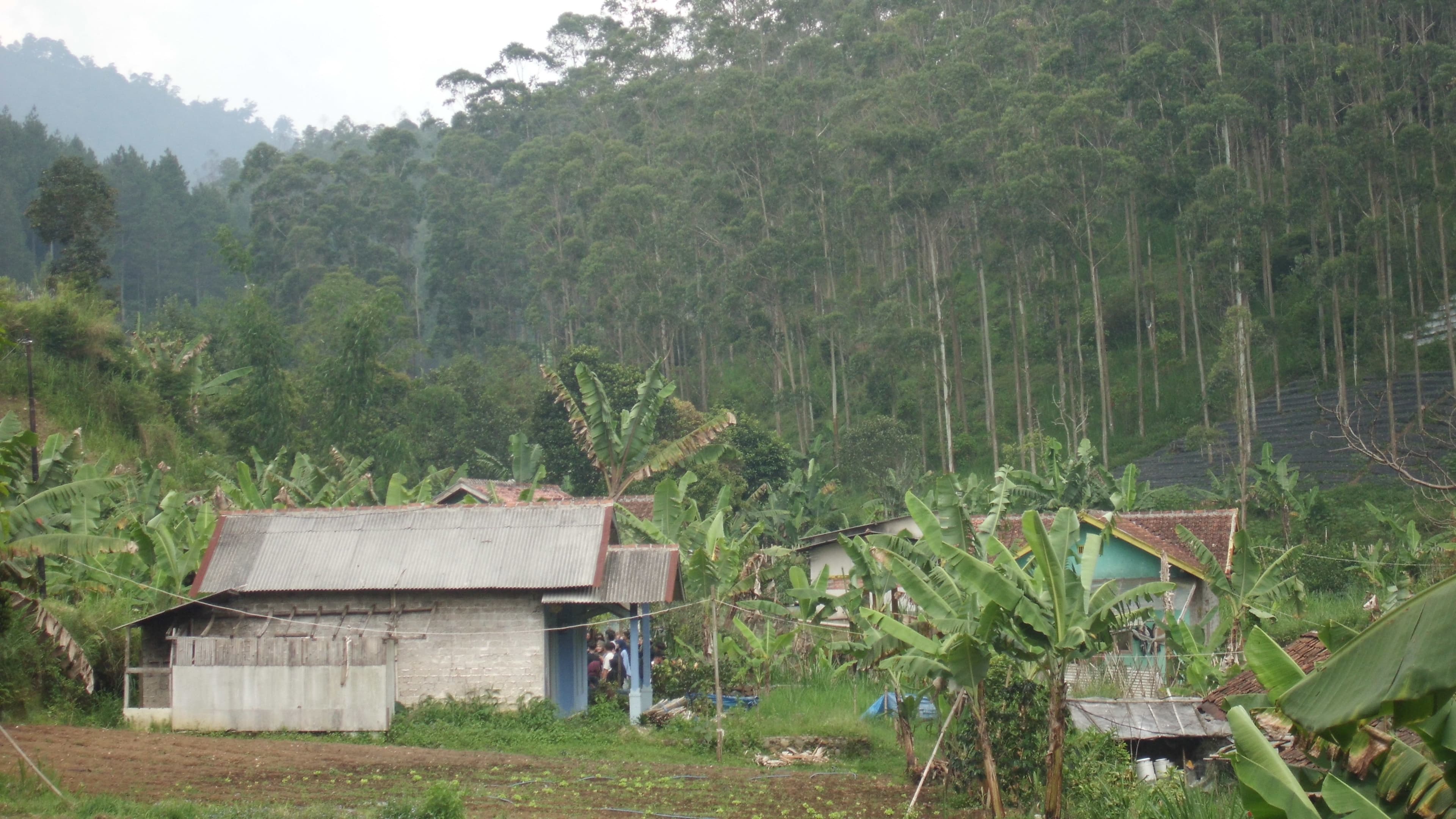 Survei lokasi Bakti Desa di Curugrendeng, Jalancagak, Subang